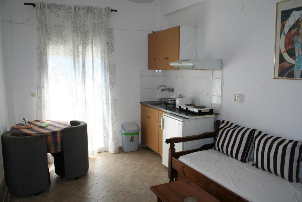 Pension Vasiliki Skiathos Town Ruang foto