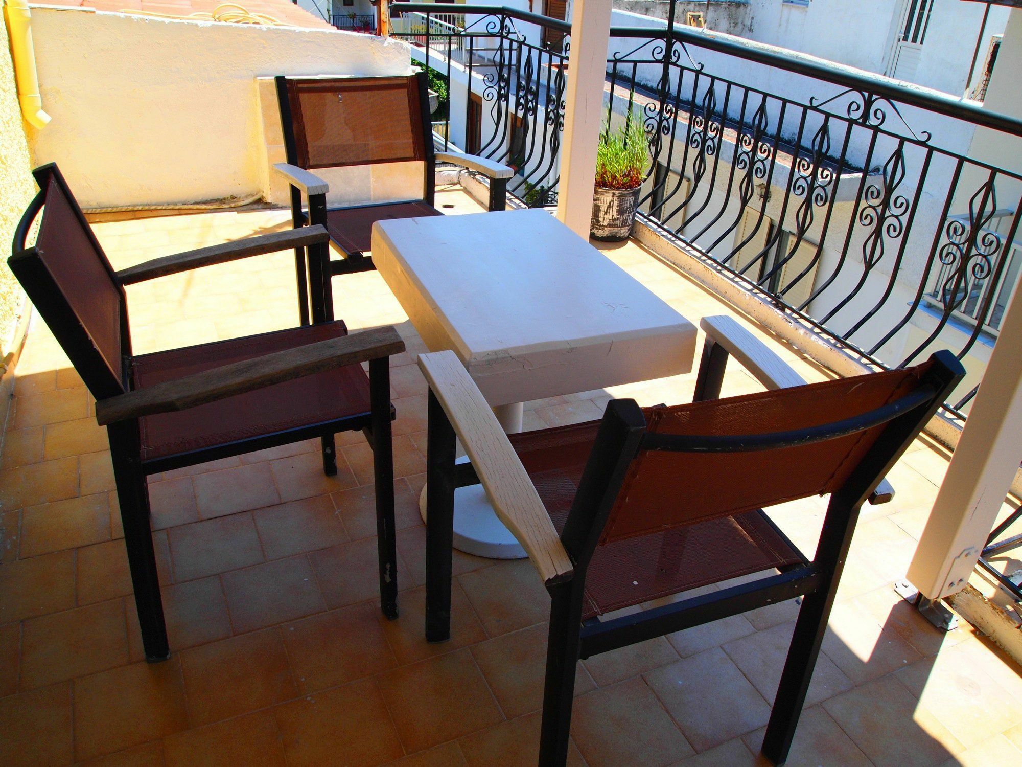 Pension Vasiliki Skiathos Town Bagian luar foto